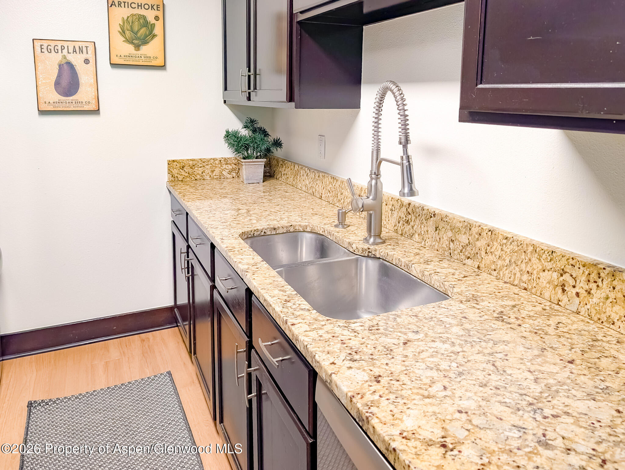 82 Roaring Fork Avenue A2 Property Photo 11
