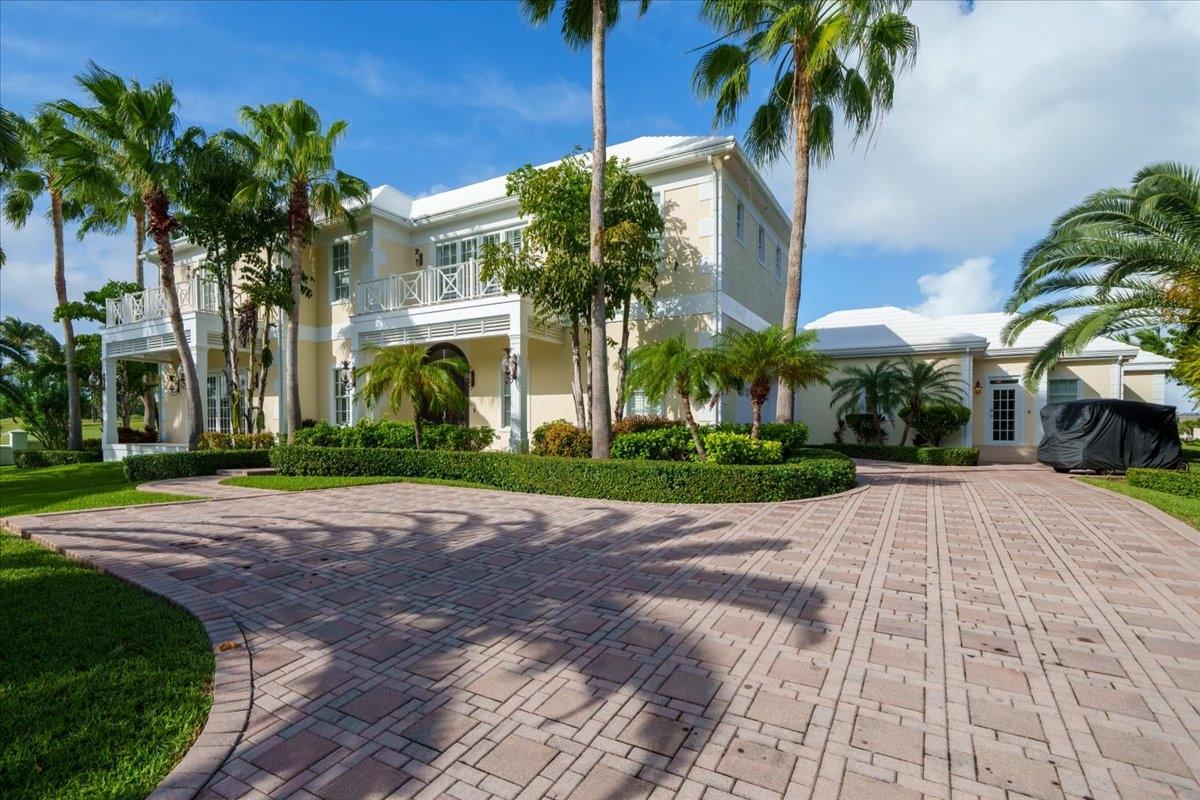 #92 Ocean Club Estates #92 Property Photo 4