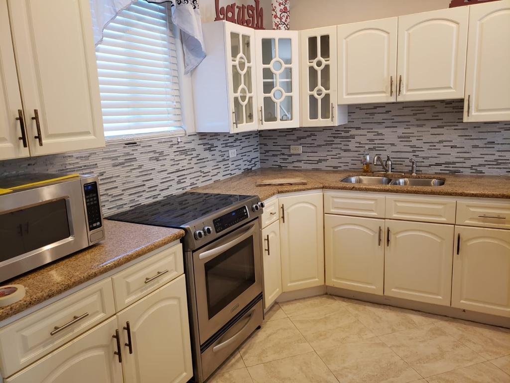 Central Drive Property Photo 7