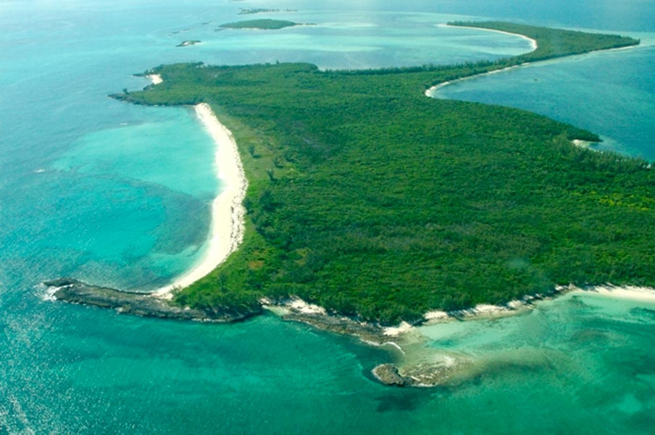 Powell Cay Property Photo 4