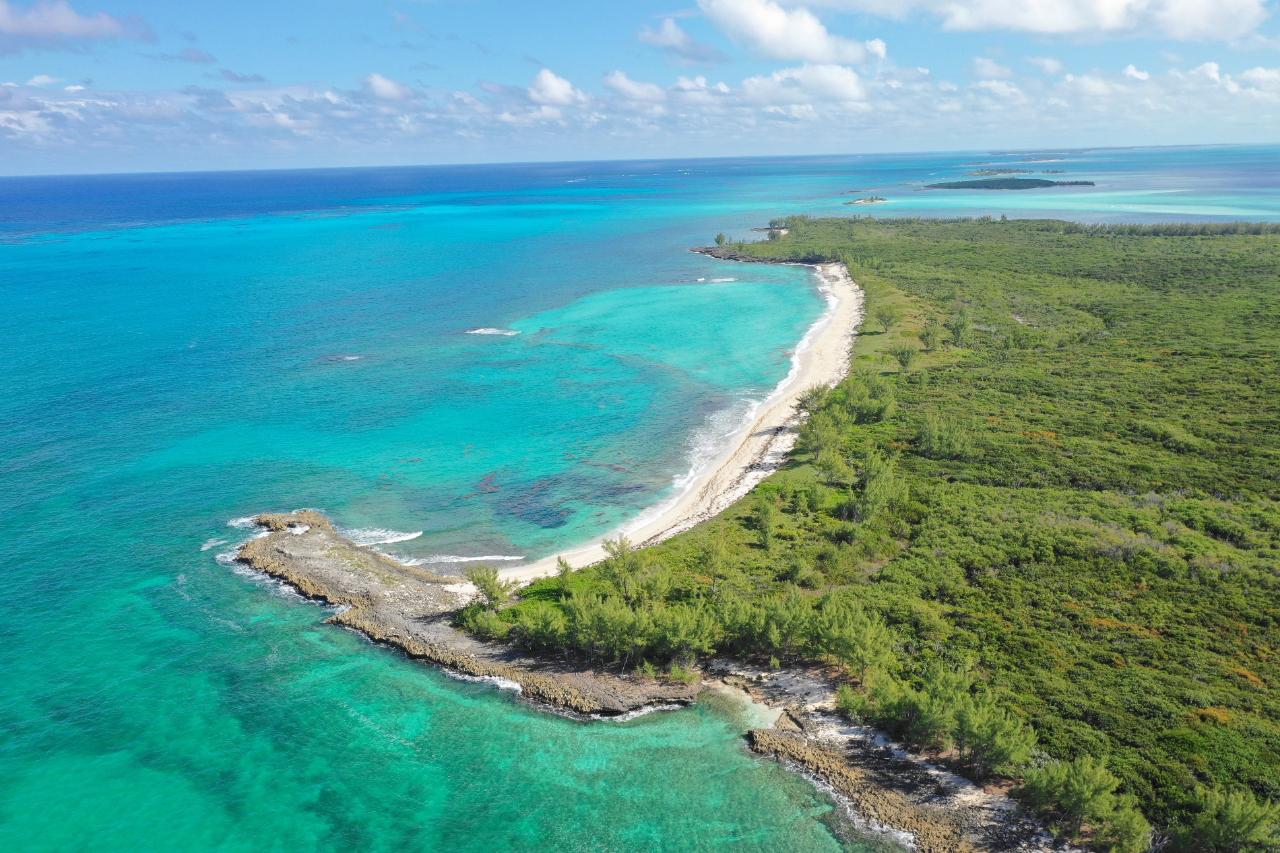 Powell Cay Property Photo 11