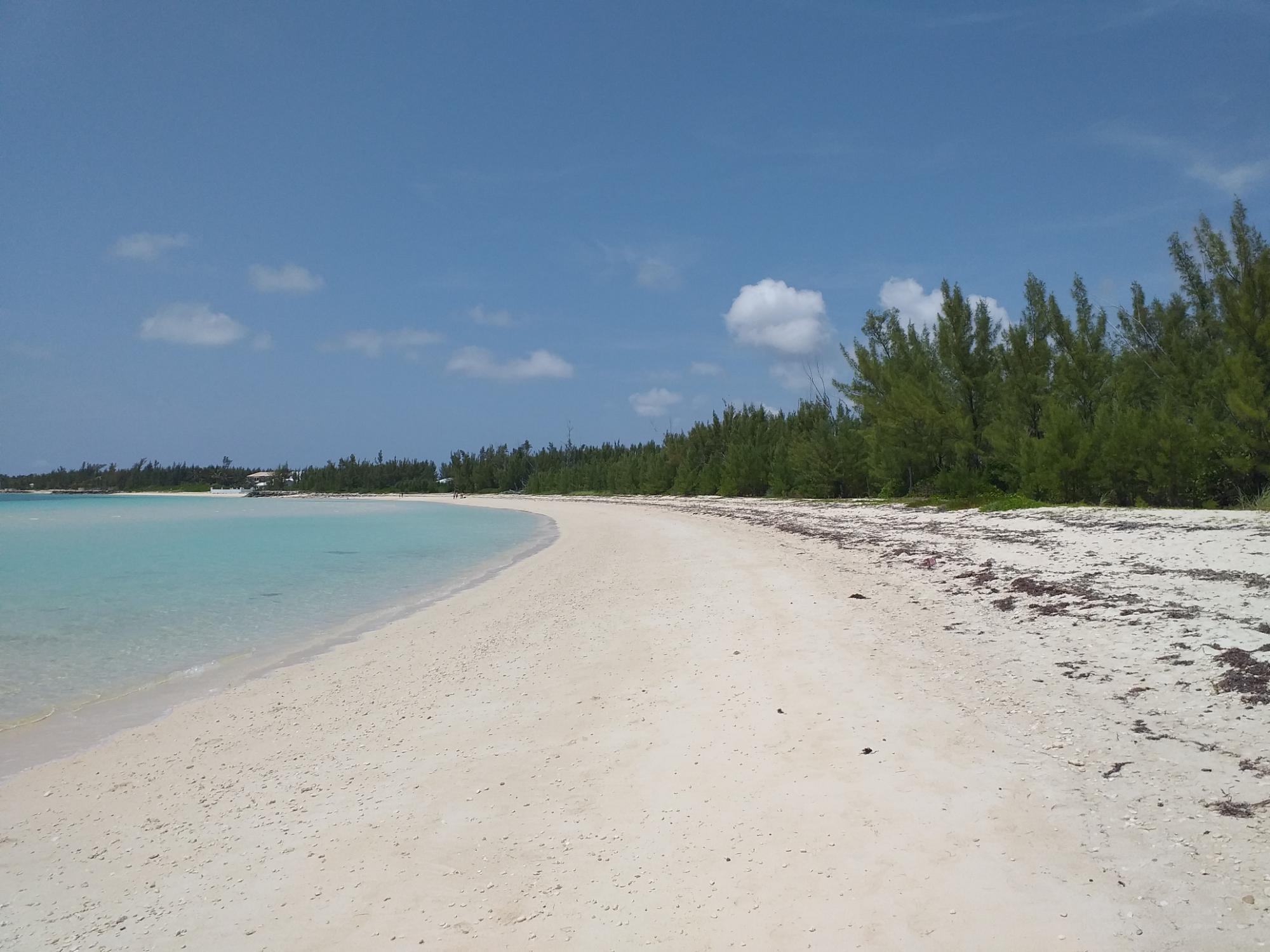 # 60 Endinburgh Place Bahamia Property Photo 4