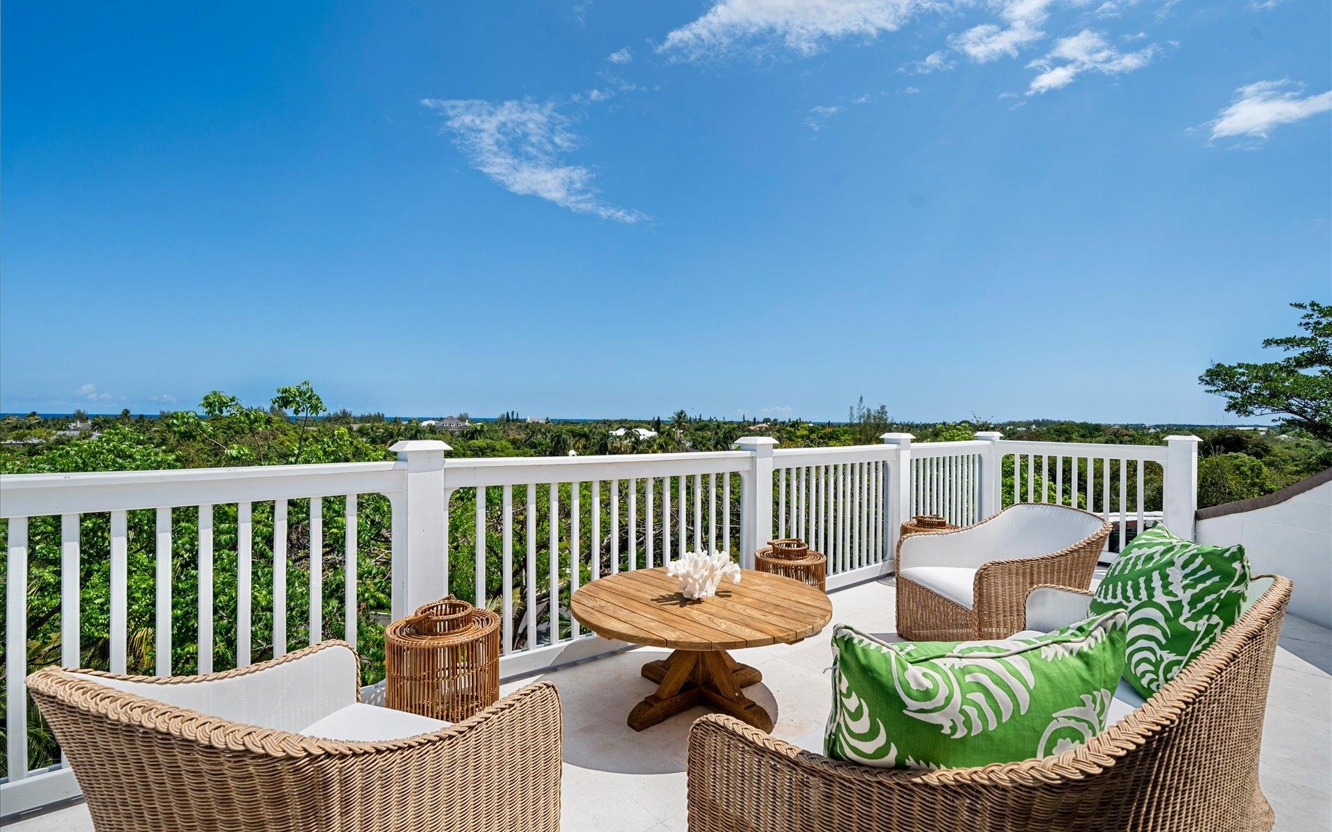Lyford Cay Home Property Photo 2