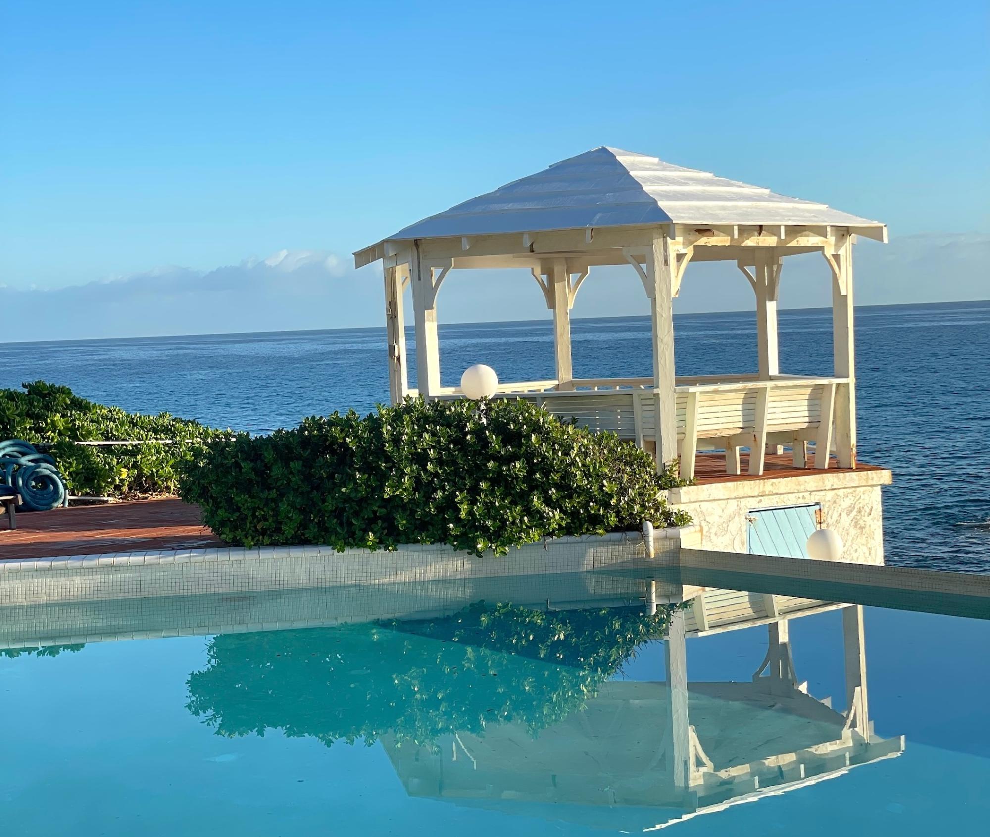 Oceanfront Home With Pool Property Photo 4