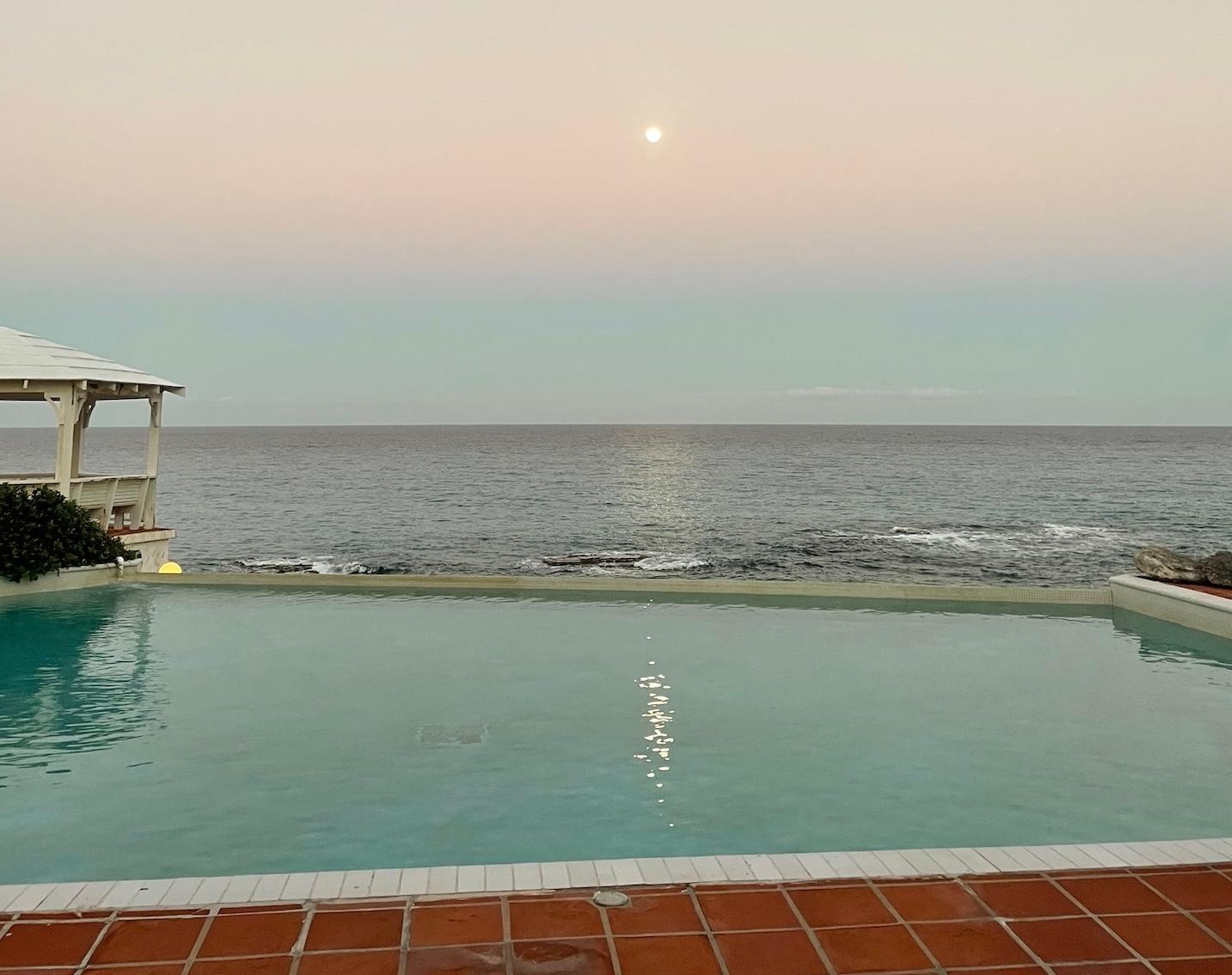 Oceanfront Home With Pool Property Photo 5
