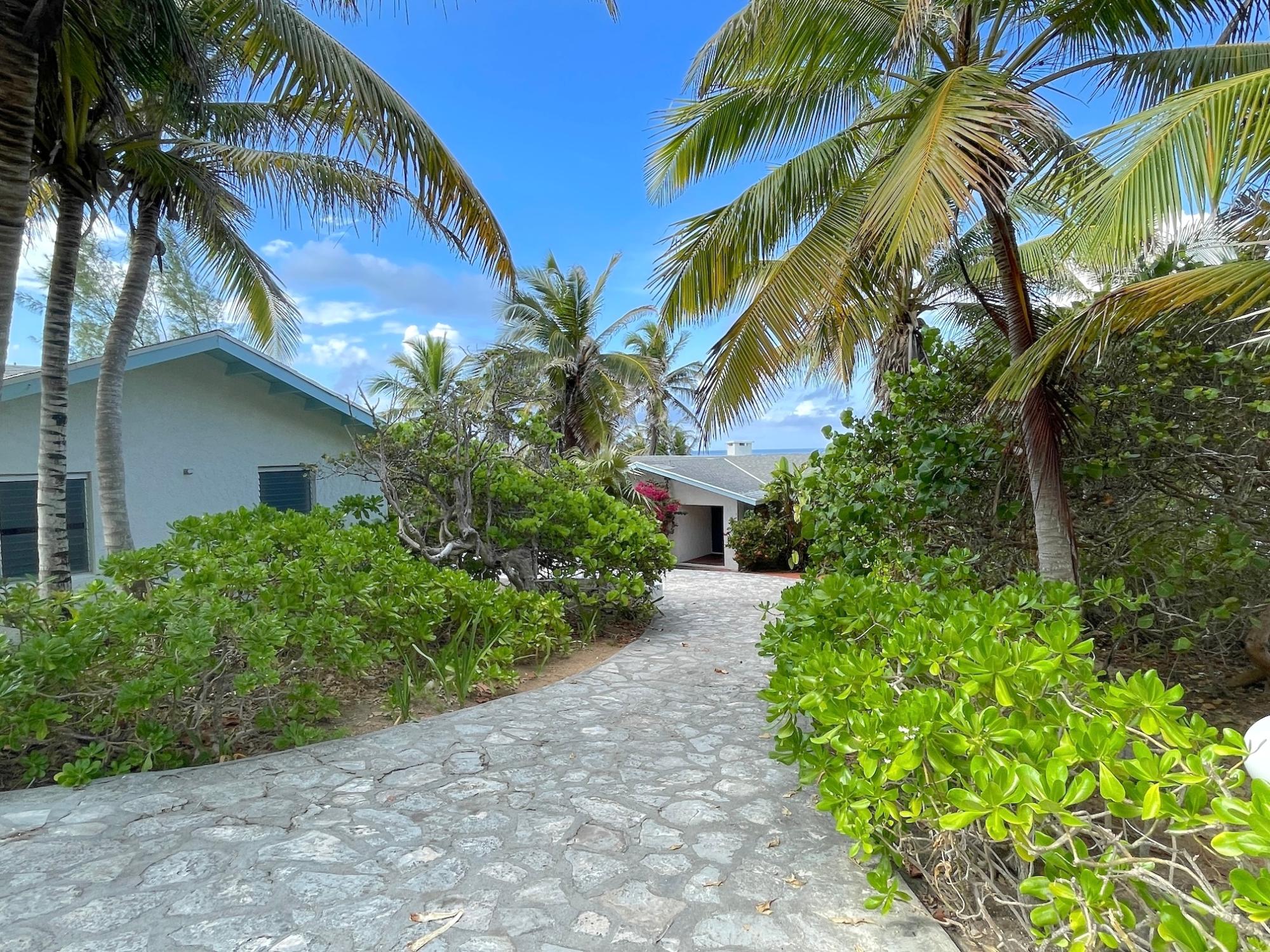Oceanfront Home With Pool Property Photo 7