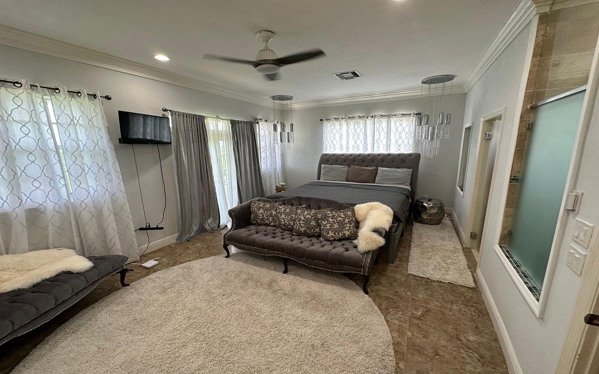 Bacardi Road 3 Property Photo 22