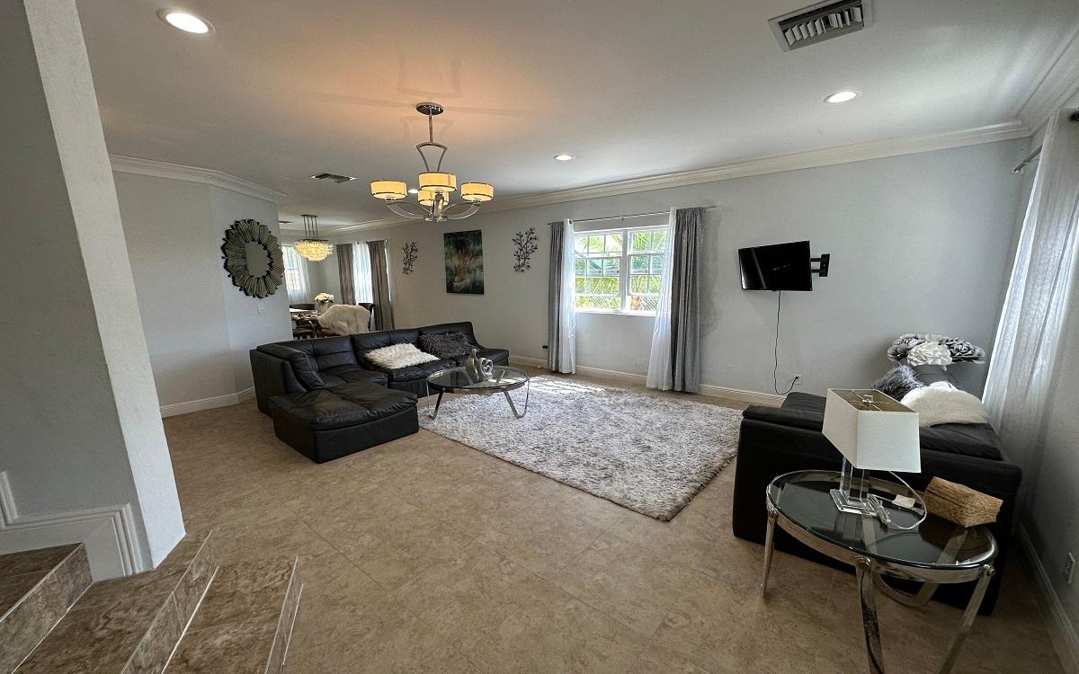 Bacardi Road 3 Property Photo 24