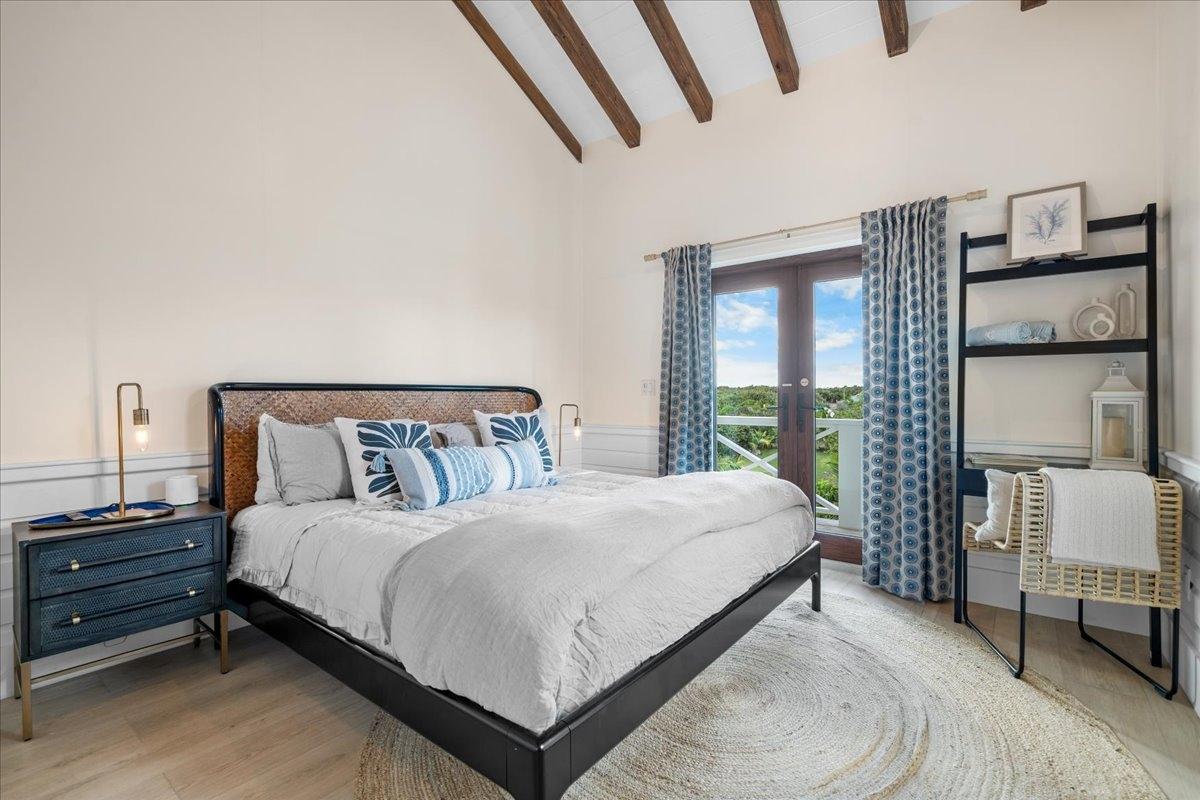 Luxury Ocean Villa Property Photo 37