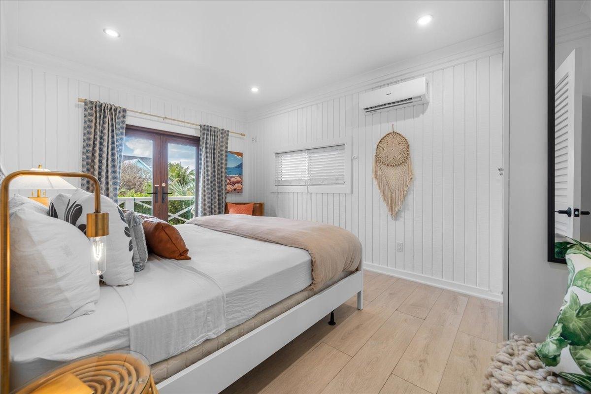 Luxury Ocean Villa Property Photo 44