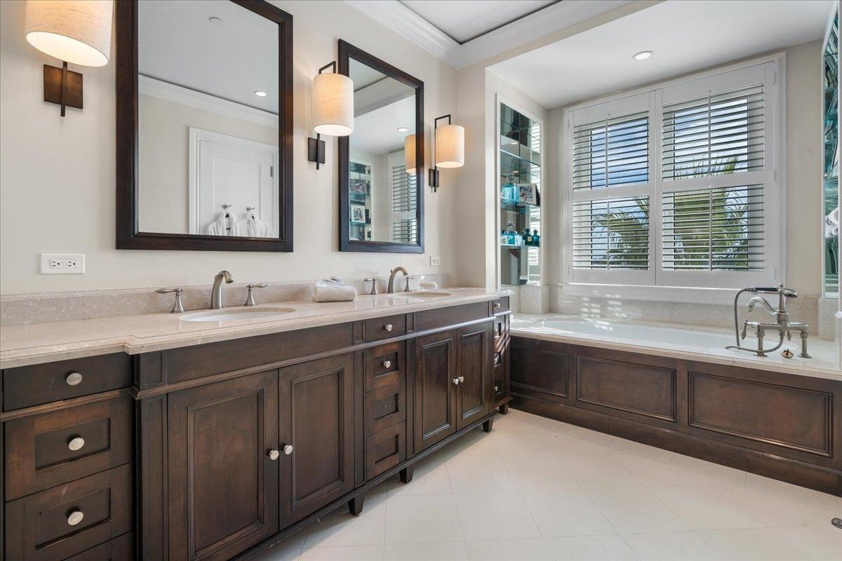 Ocean Club Residences C403 Property Photo 22