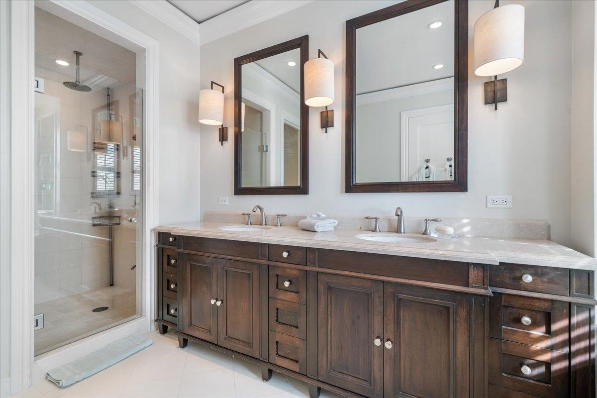 Ocean Club Residences C403 Property Photo 23