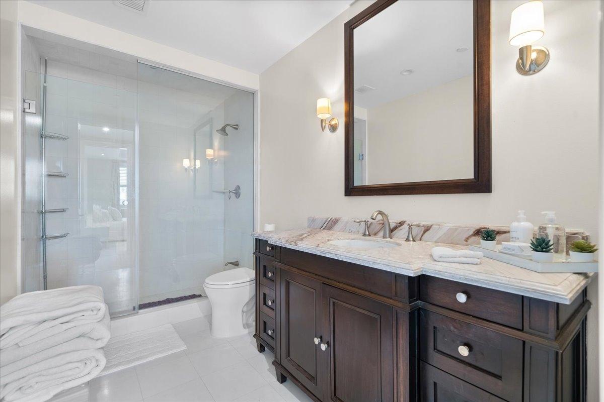 Ocean Club Residences C403 Property Photo 26