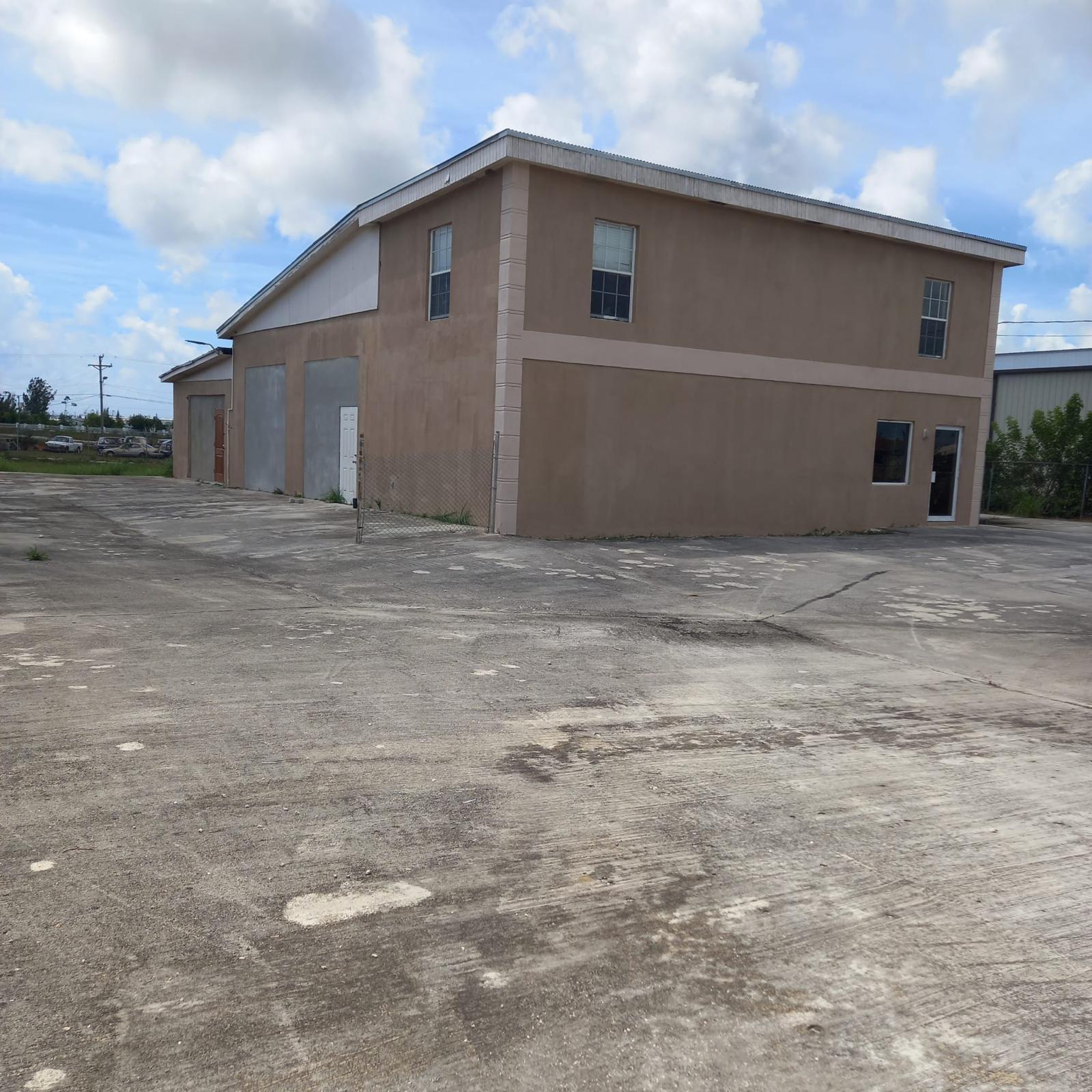 Oak Street Property Photo