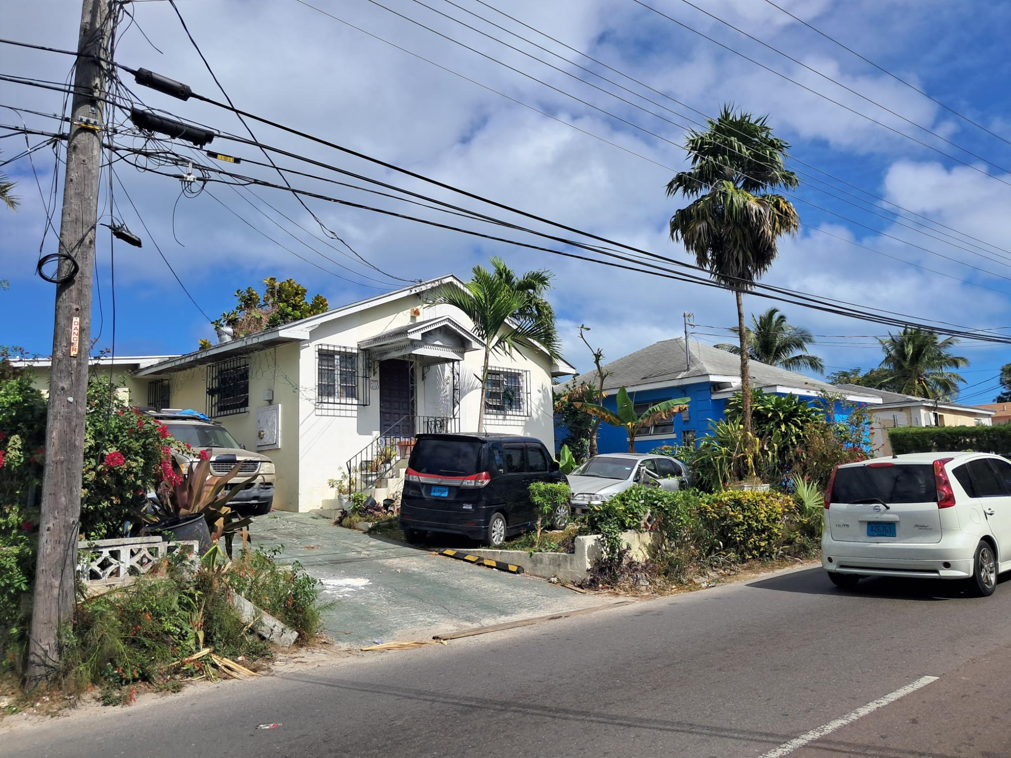 Off Mackey Street Property Photo 1
