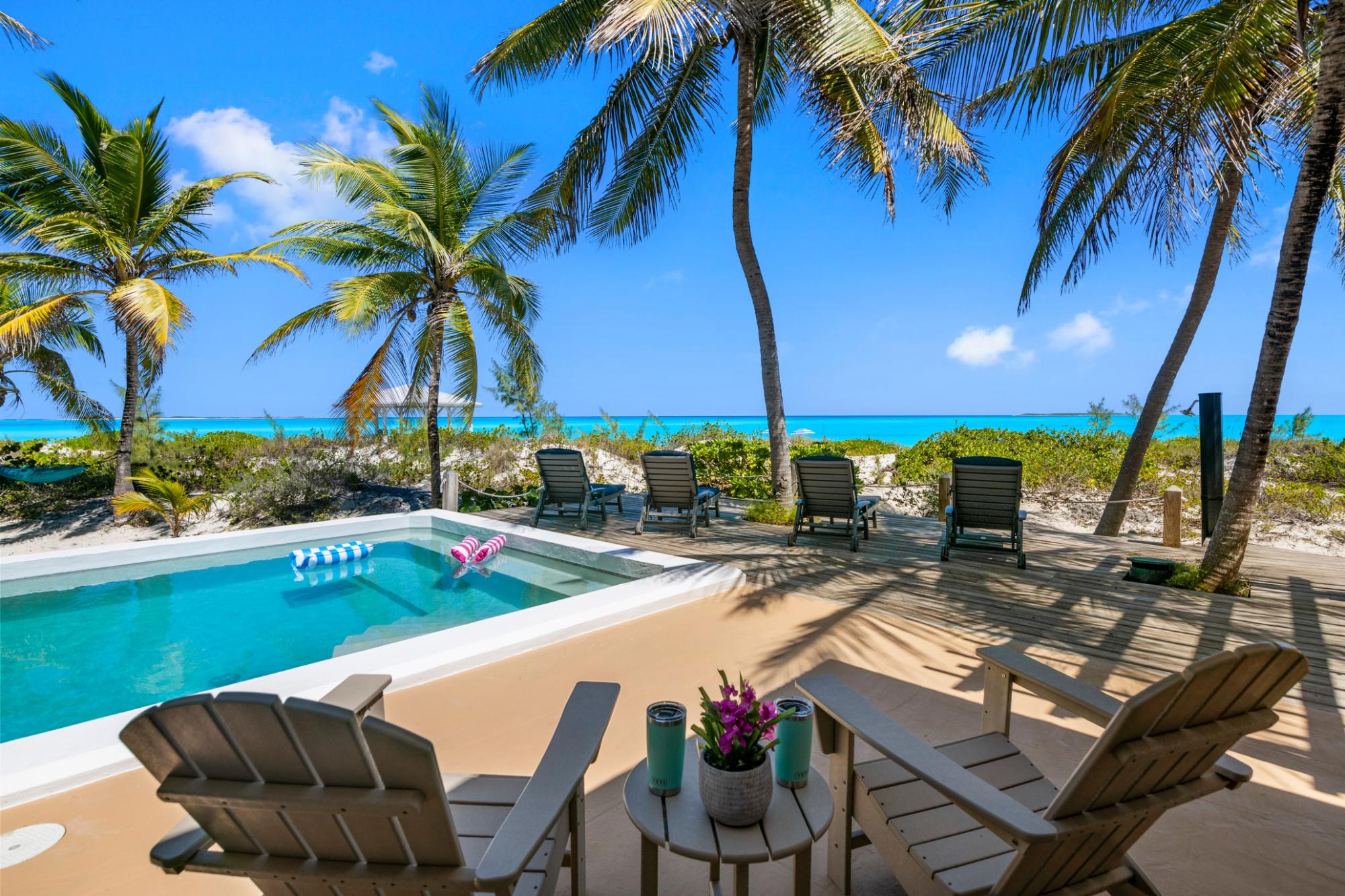 Queens Highway Exuma Property Photo