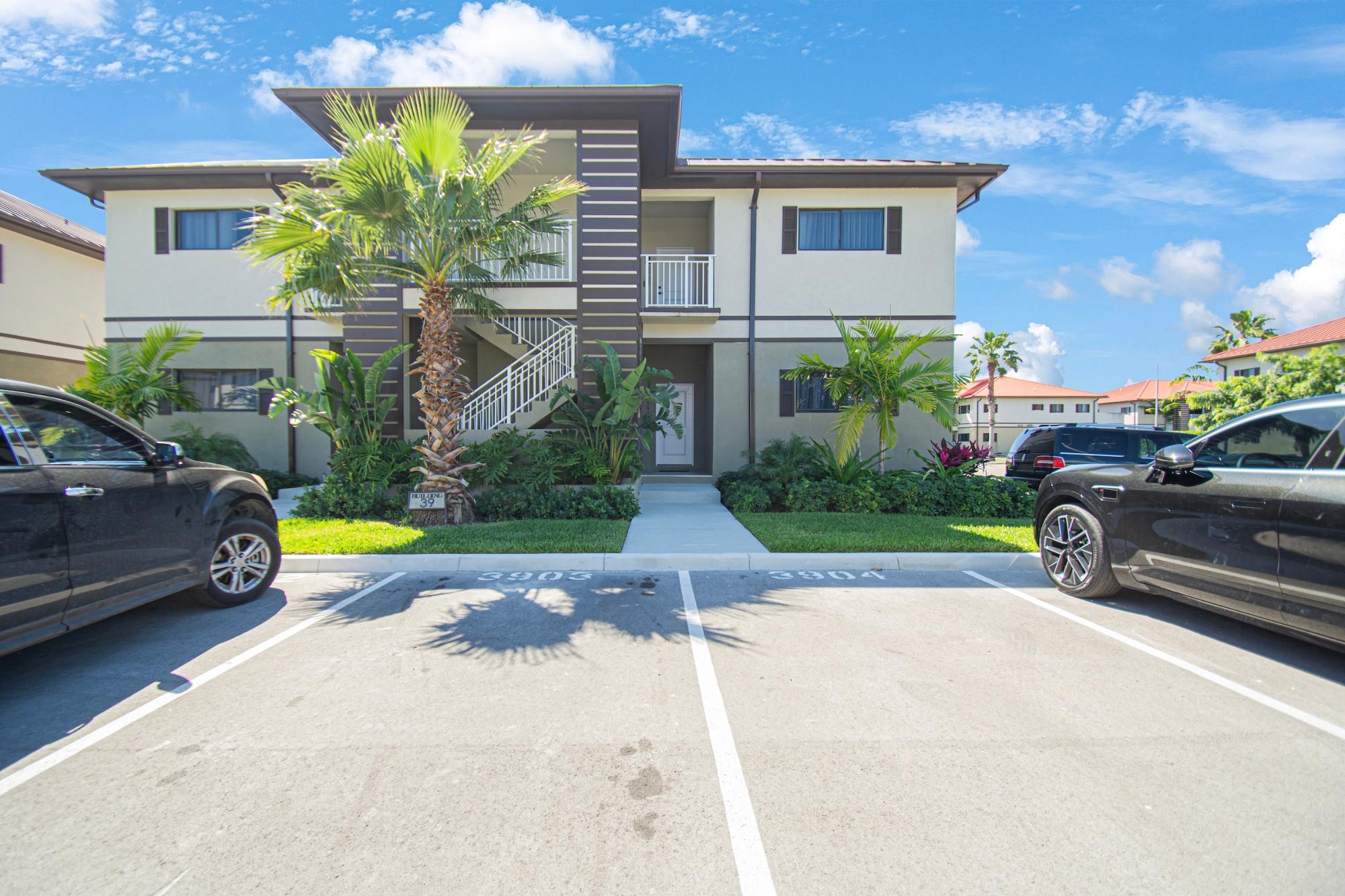 VENETIAN WEST 3902 Property Photo 1