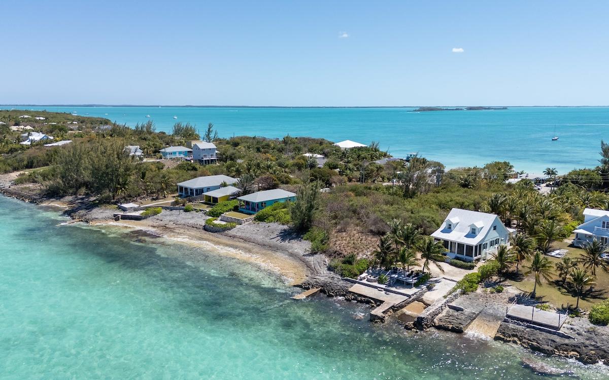 RUSSELL ISLAND COTTAGE