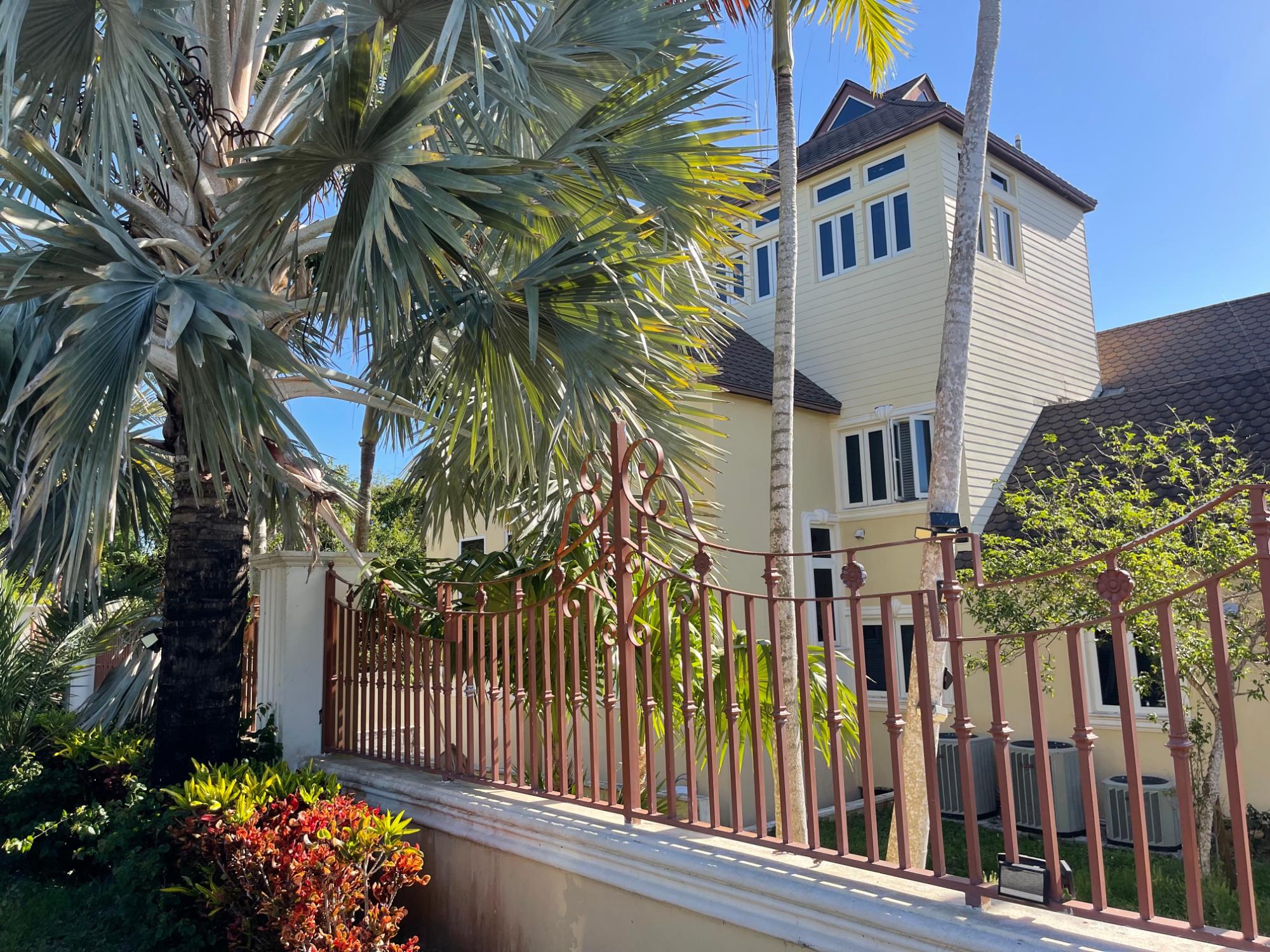 Jacaranda Estates Property Photo 1