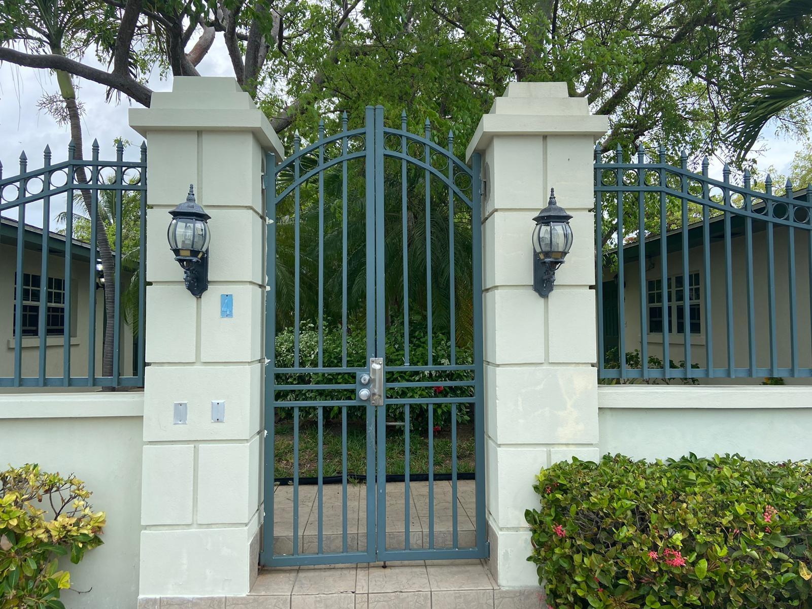 CONDO NASSAU EAST 2