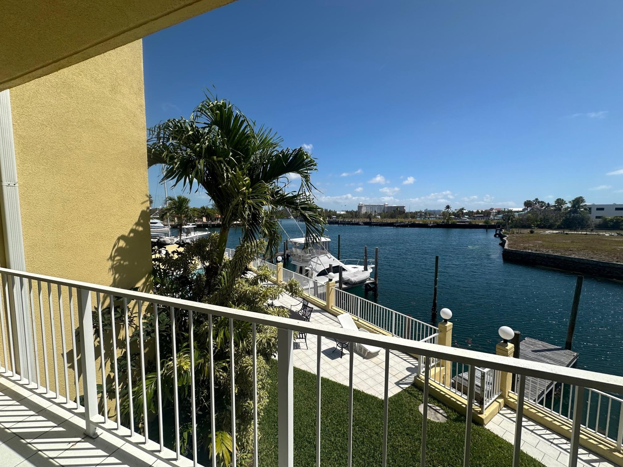 CLUB NAUTICA CONDO 203
