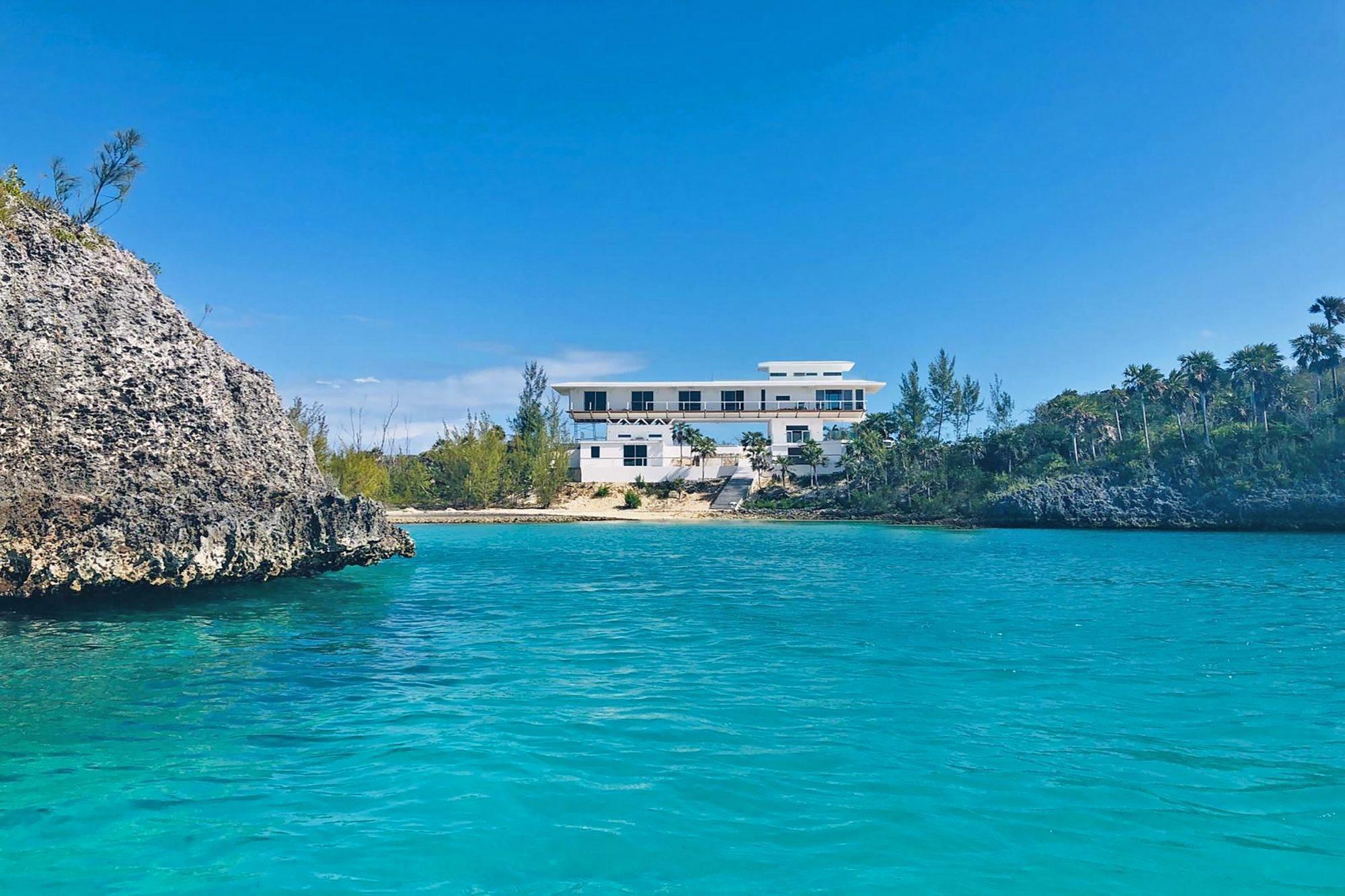 Sky Cove Kemps Bay Property Photo 1
