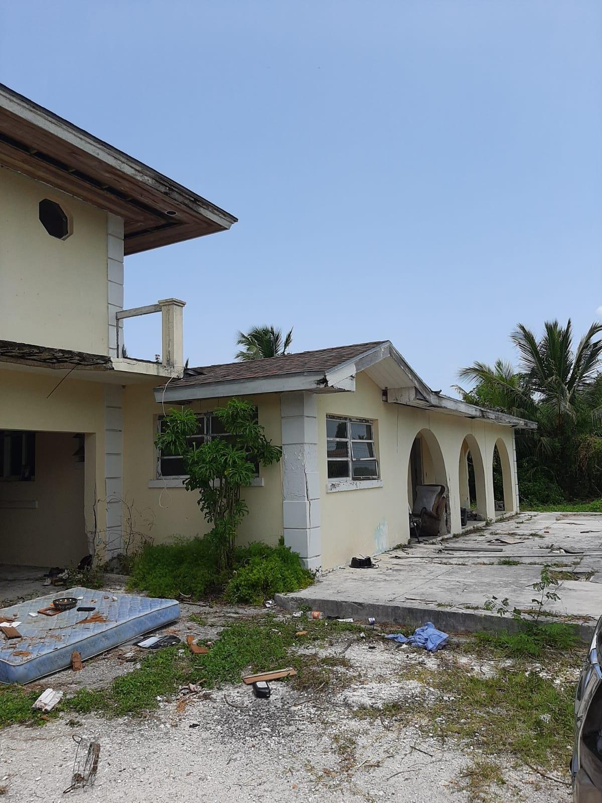 Hanna Road 1.8 Acre Home Property Photo 1
