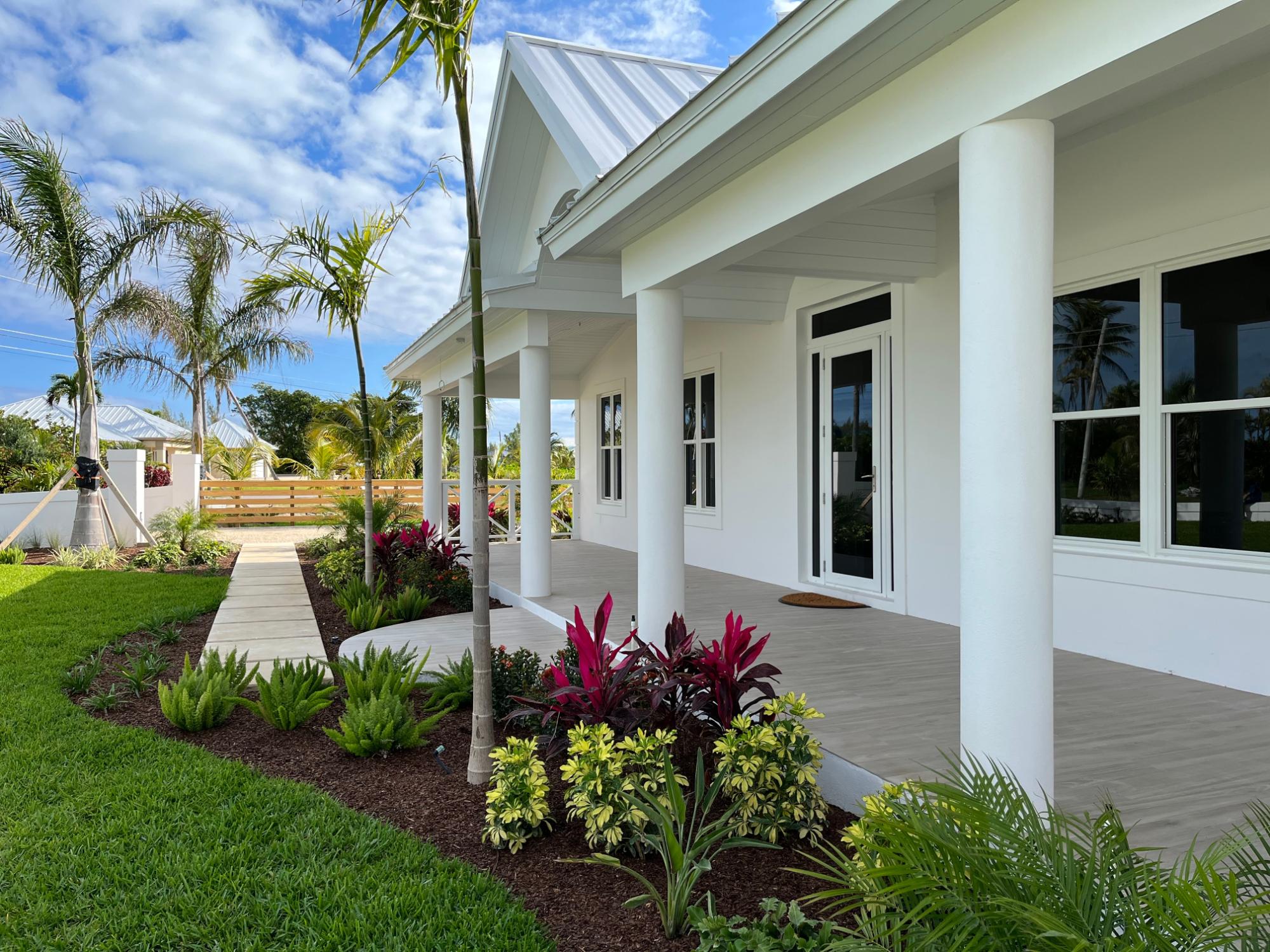 Sunnyside TREASURE CAY ROAD Property Photo 1