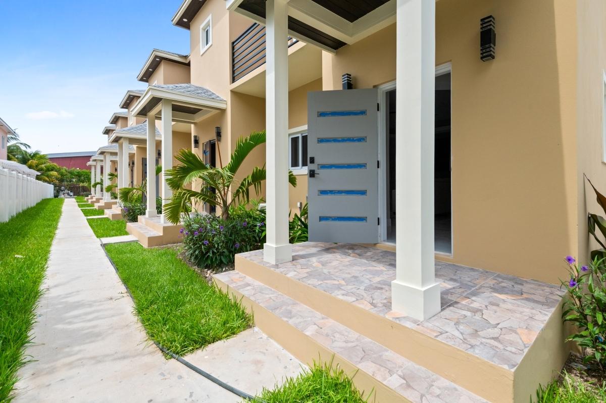 Kingfish Road 2 Property Photo 1