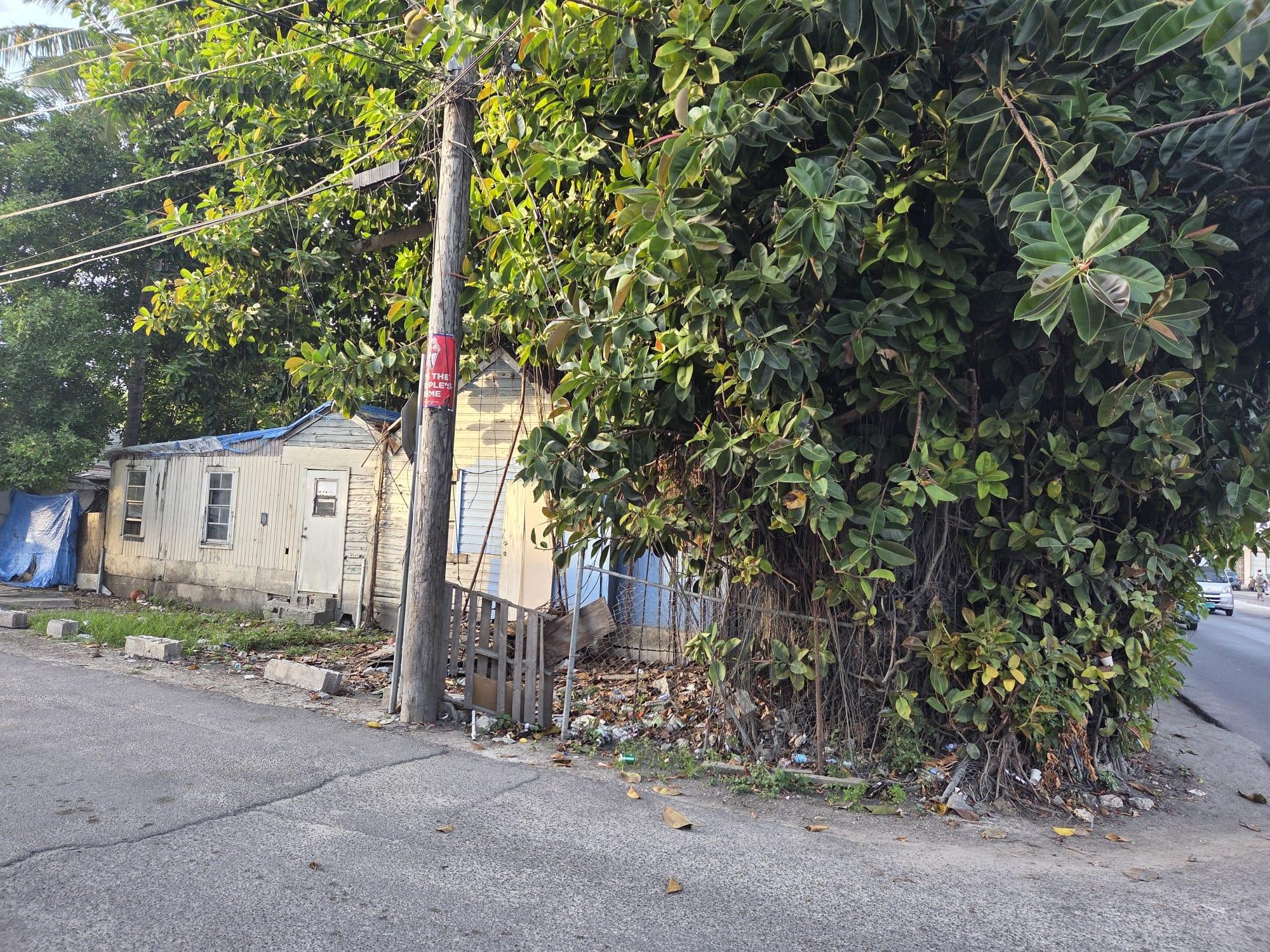 Lucky Heart Corner Property Photo 1