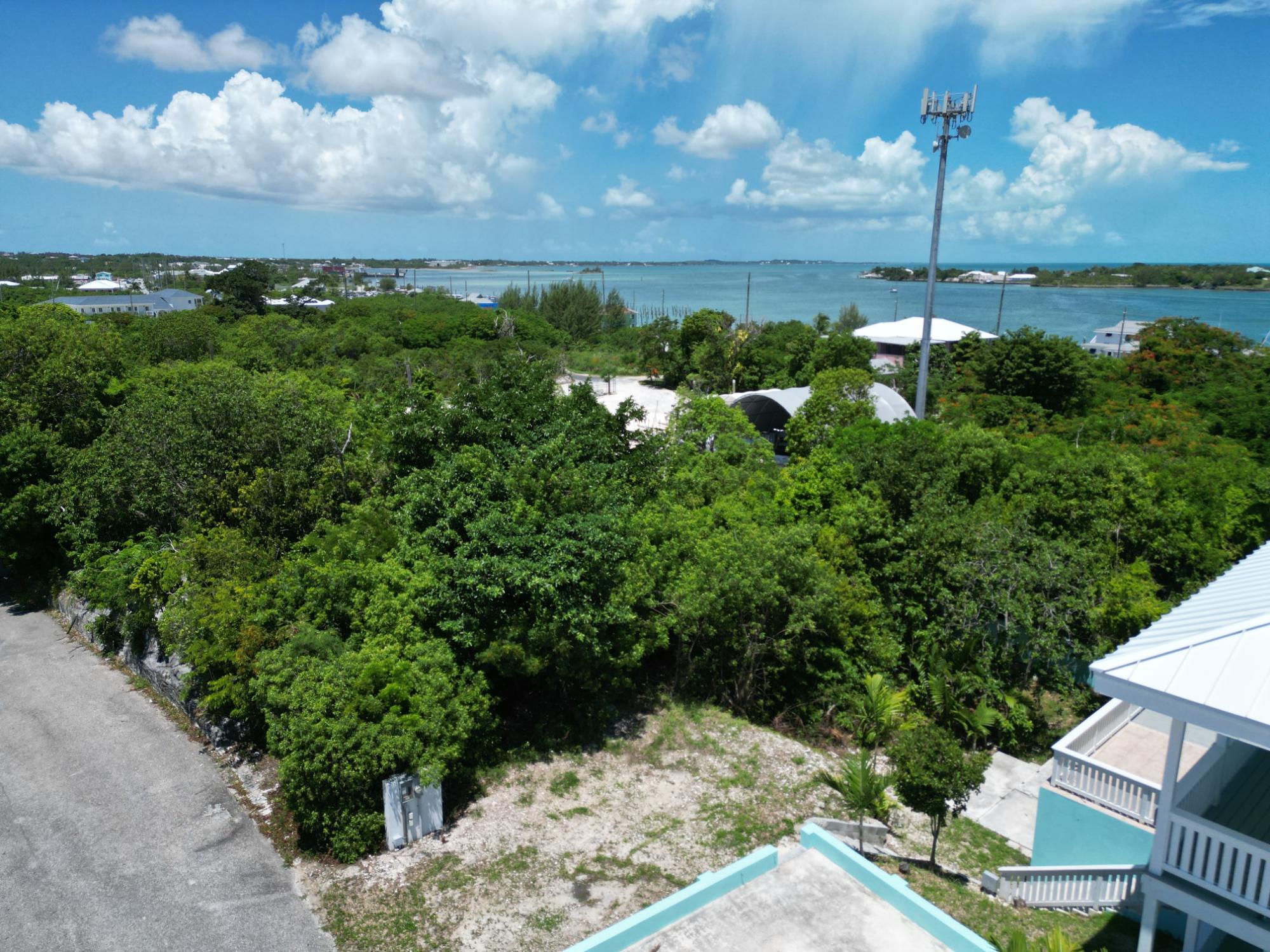37 SUNRISE BAY Property Photo 1