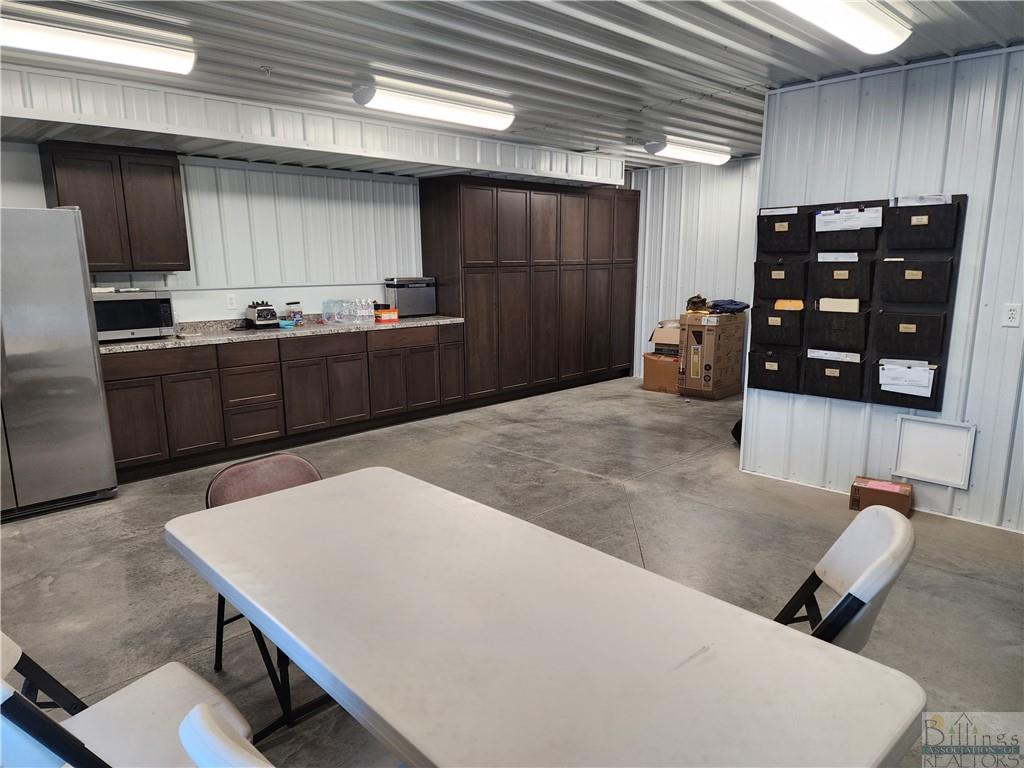 1823 Shackelford Ln Property Photo 11