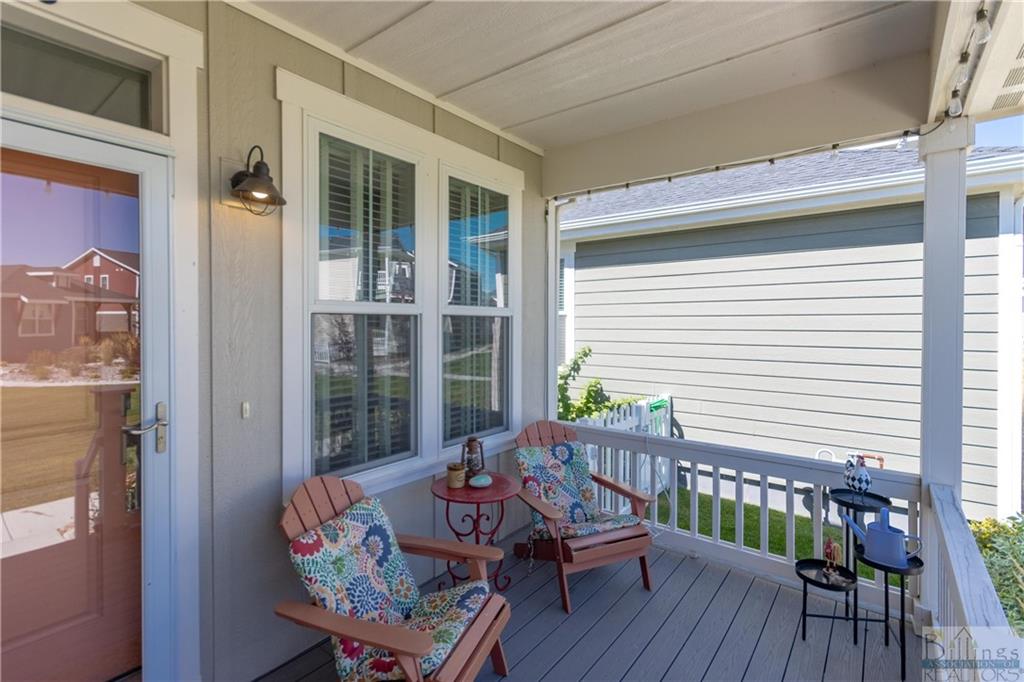 6025 Catherina Court Property Photo 4