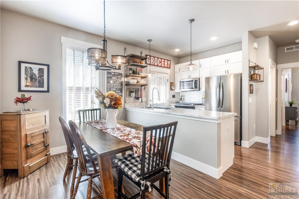 6025 Catherina Court Property Photo 10