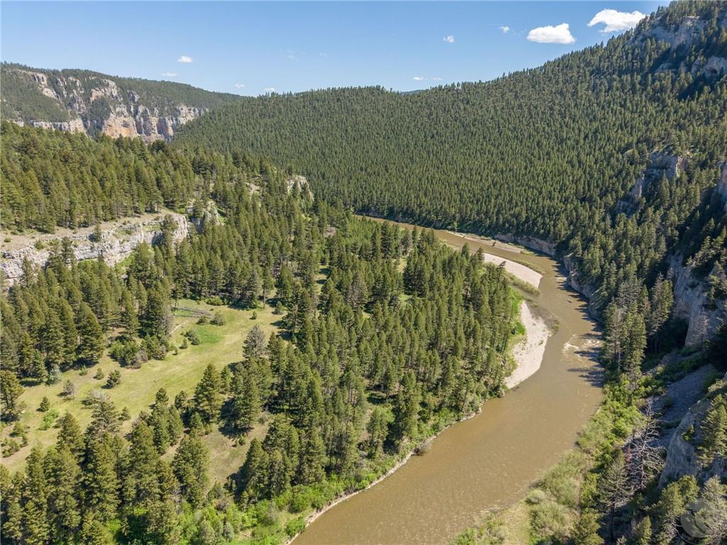 Nsn Two Creeks Road Property Photo 25