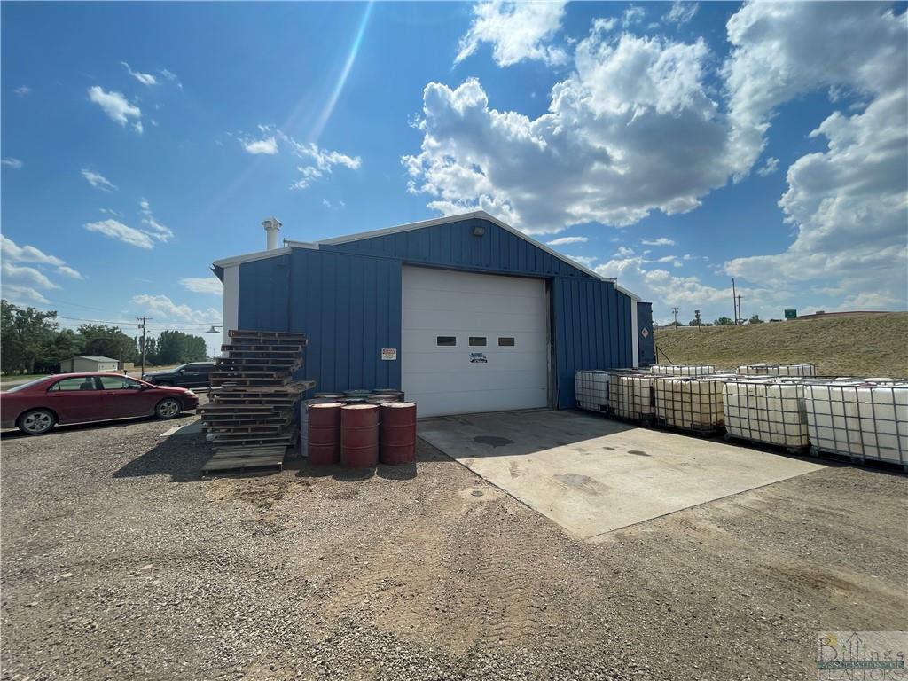 3 Road 261 Property Photo 4