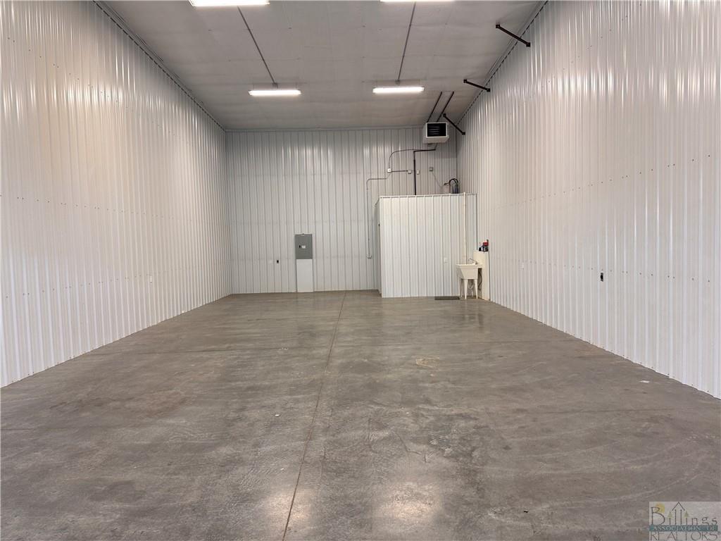 707 Black Hawk (a3) For Lease Street Property Photo 3