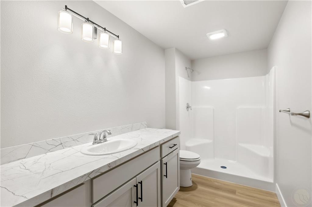3129 Falcon Circle Property Photo 10