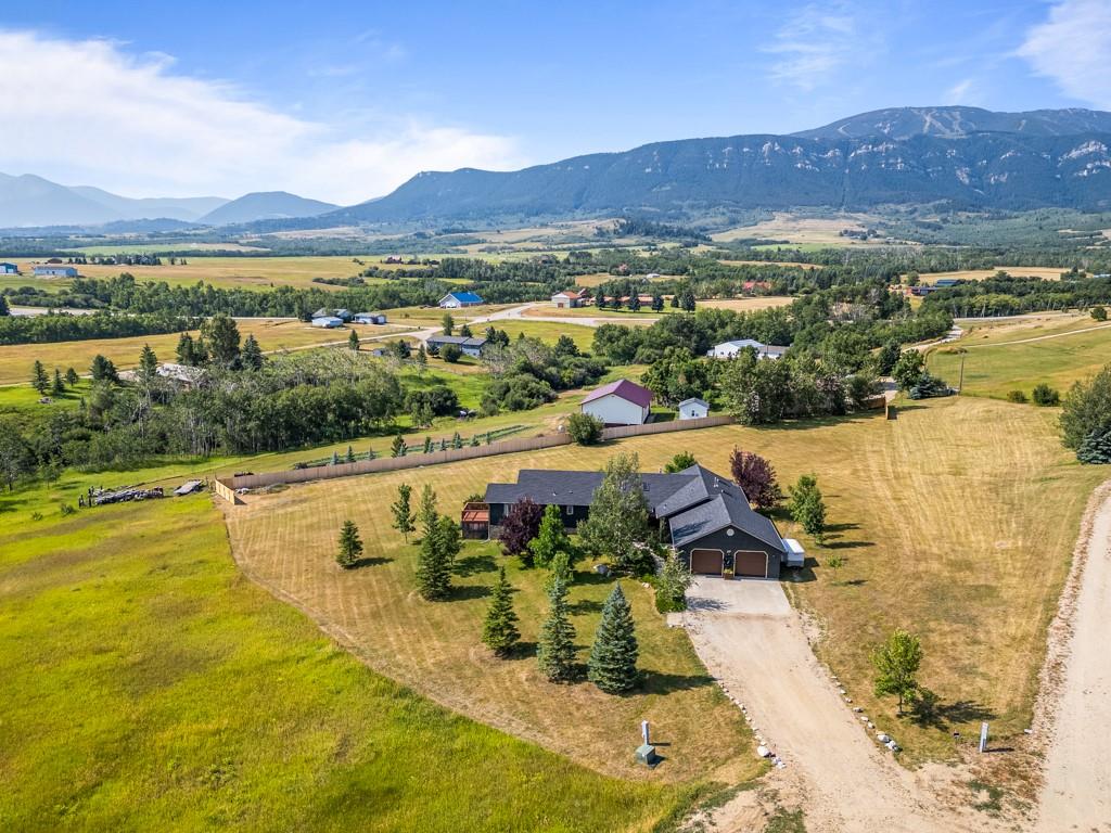 27 Beavertail Road Property Photo 3