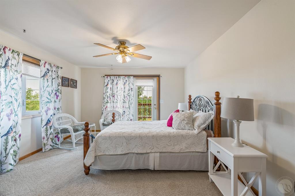 27 Beavertail Road Property Photo 14