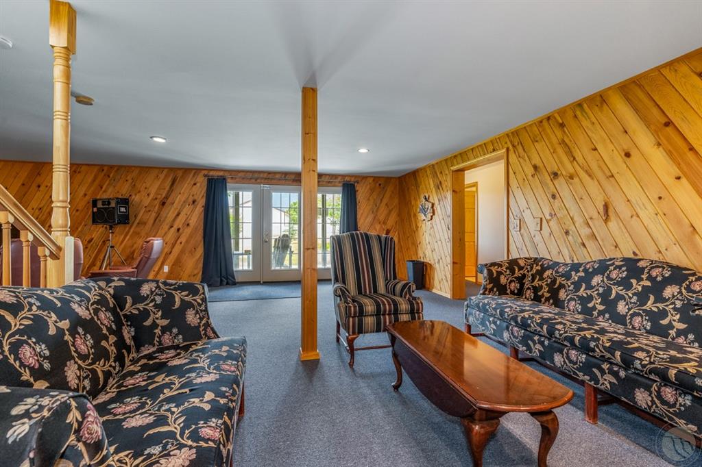27 Beavertail Road Property Photo 25