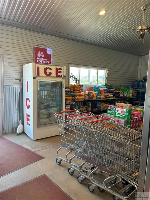 203 Railway Property Photo 17