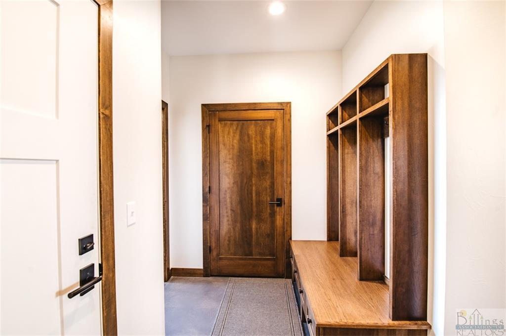 2735 Pine Ridge Rd Property Photo 24