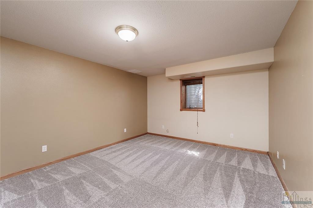 1909 Country Manor Blvd. Property Photo 23
