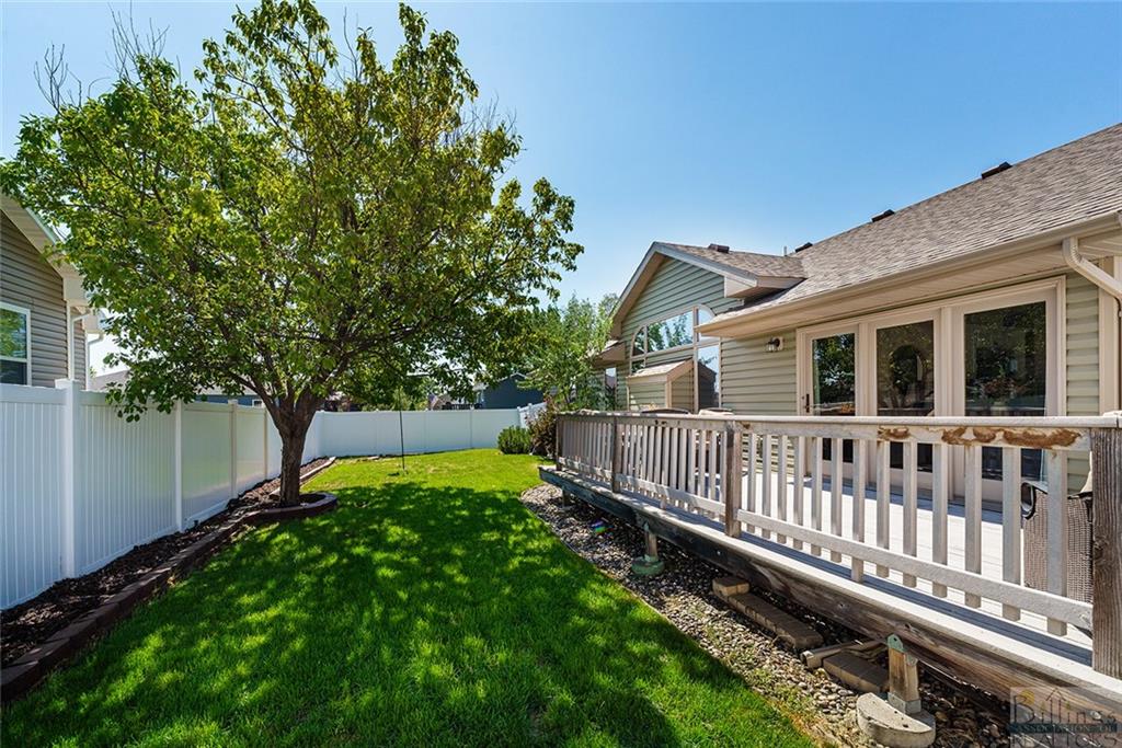 1909 Country Manor Blvd. Property Photo 29