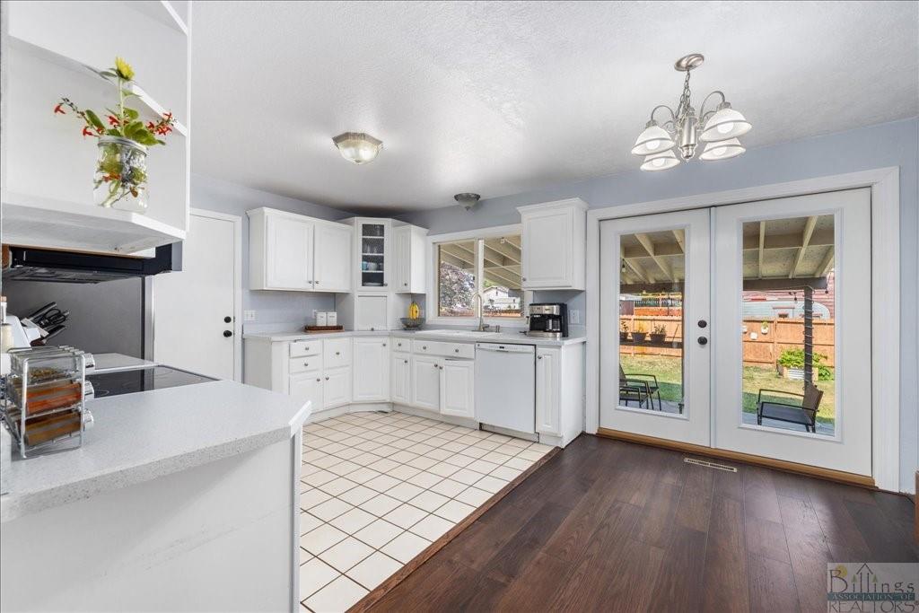 664 Mecca Property Photo 4