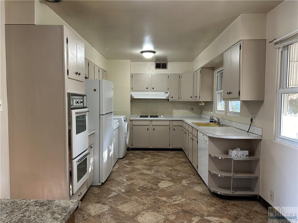 1403 Concord Property Photo 2