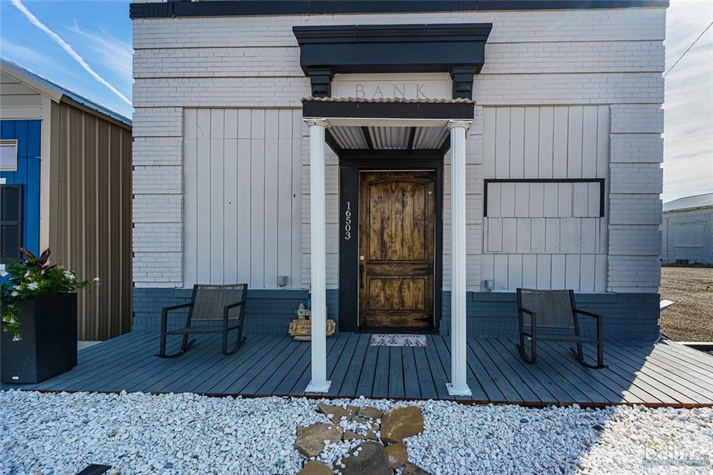 16503 Iowa Avenue Property Photo 2