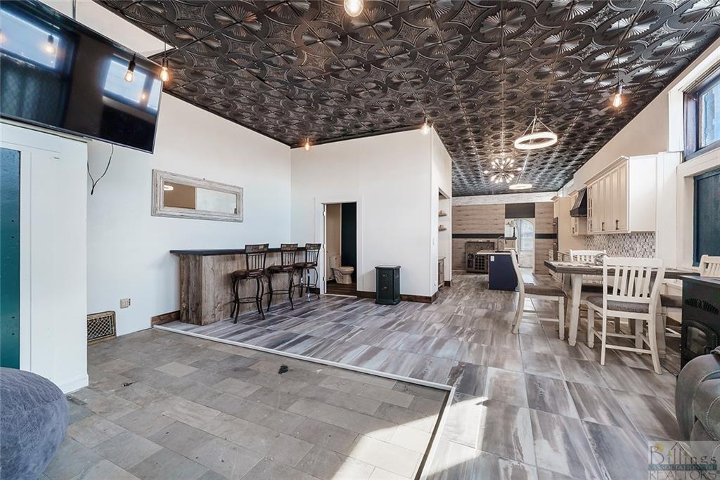 16503 Iowa Avenue Property Photo 8