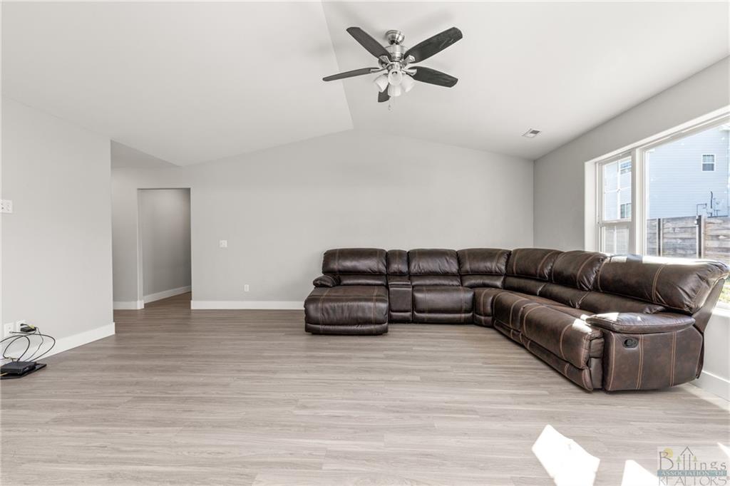 1220 Twin Lakes Drive Property Photo 7
